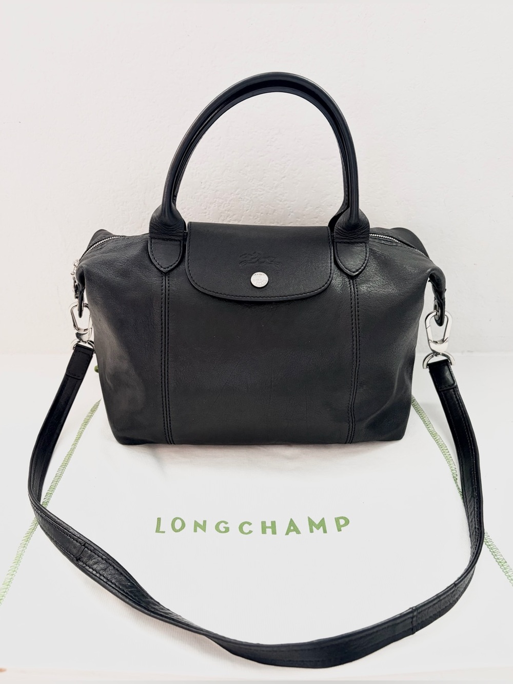 ❤️SOLD❤️ Longchamp Le Pliage Cuir Medium Black Leather Top Handle Crossbody Bag - Picture 2 of 16